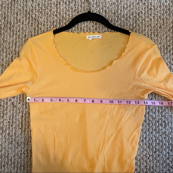 Club Monaco Lettuce Hem Shirt - Picture 3 of 3